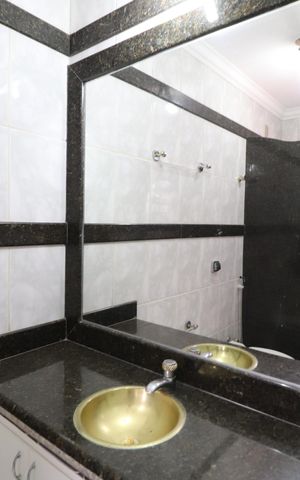 Casa para alugar com 500m², 3 quartos e 4 vagasBanheiro do Quarto 3