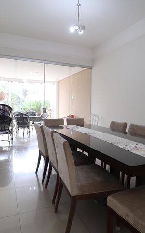 Casa para alugar com 389m², 4 quartos e 3 vagasSala de Jantar