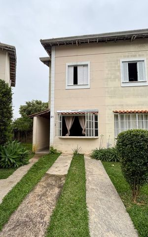 Casa de condomínio para alugar com 65m², 2 quartos e 2 vagas