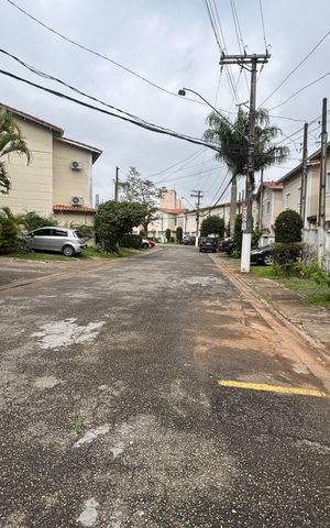 Casa de condomínio para alugar com 65m², 2 quartos e 2 vagas