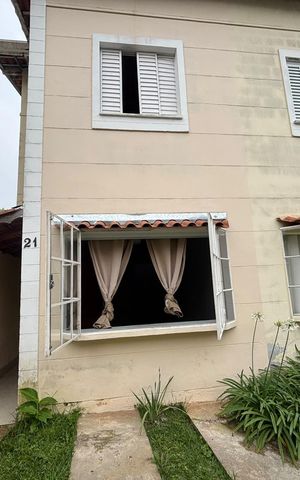 Casa de condomínio para alugar com 65m², 2 quartos e 2 vagas