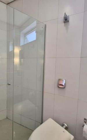 Apartamento à venda com 126m², 4 quartos e 2 vagas Apartamento à venda com 126m², 4 quartos e 2 vagasBanheiro Social