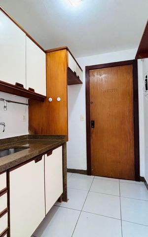 Apartamento para alugar com 75m², 2 quartos e 1 vaga
