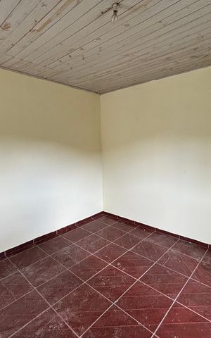 Casa à venda com 300m², 3 quartos e 3 vagas Casa à venda com 300m², 3 quartos e 3 vagasQuarto 3