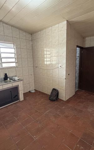 Casa à venda com 300m², 3 quartos e 3 vagas Casa à venda com 300m², 3 quartos e 3 vagasCozinha