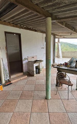 Casa à venda com 300m², 3 quartos e 3 vagas Casa à venda com 300m², 3 quartos e 3 vagasÁrea de serviço
