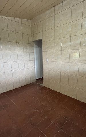 Casa à venda com 300m², 3 quartos e 3 vagas Casa à venda com 300m², 3 quartos e 3 vagasCozinha