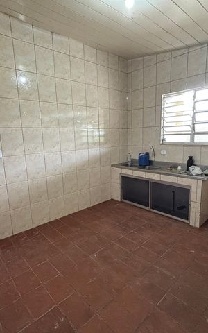 Casa à venda com 300m², 3 quartos e 3 vagas Casa à venda com 300m², 3 quartos e 3 vagasCozinha