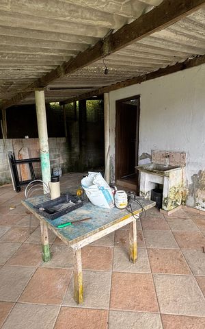 Casa à venda com 300m², 3 quartos e 3 vagas Casa à venda com 300m², 3 quartos e 3 vagasÁrea de Serviço