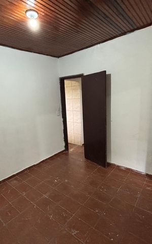 Casa à venda com 300m², 3 quartos e 3 vagas Casa à venda com 300m², 3 quartos e 3 vagasQuarto 2
