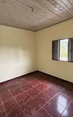 Casa à venda com 300m², 3 quartos e 3 vagas Casa à venda com 300m², 3 quartos e 3 vagasQuarto 3