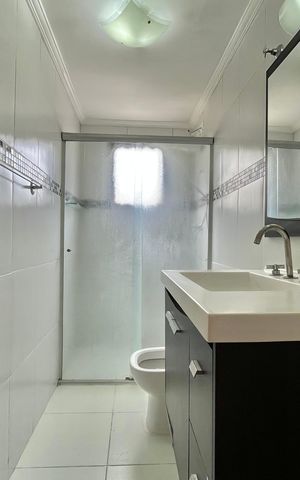 Apartamento para alugar com 52m², 2 quartos e 1 vaga Apartamento para alugar com 52m², 2 quartos e 1 vagaBanheiro