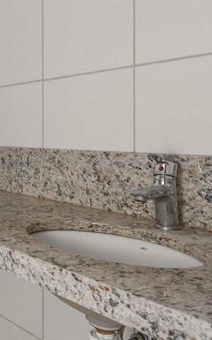 Apartamento para alugar com 54m², 2 quartos e 1 vagaBanheiro 2