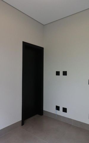 Casa de condomínio para alugar com 343m², 6 quartos e 4 vagas Casa de condomínio para alugar com 343m², 6 quartos e 4 vagasSuíte 2