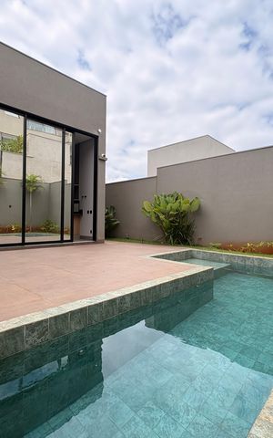 Casa de condomínio para alugar com 343m², 6 quartos e 4 vagas Casa de condomínio para alugar com 343m², 6 quartos e 4 vagasPiscina
