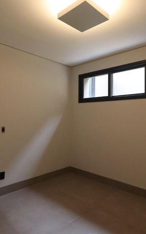 Casa de condomínio para alugar com 343m², 6 quartos e 4 vagas Casa de condomínio para alugar com 343m², 6 quartos e 4 vagasQuarto 1