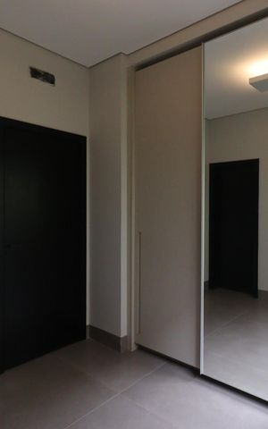 Casa de condomínio para alugar com 343m², 6 quartos e 4 vagas Casa de condomínio para alugar com 343m², 6 quartos e 4 vagasSuíte 2