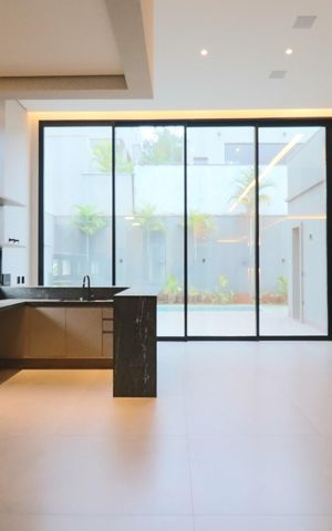 Casa de condomínio para alugar com 343m², 6 quartos e 4 vagas Casa de condomínio para alugar com 343m², 6 quartos e 4 vagasSala/Cozinha
