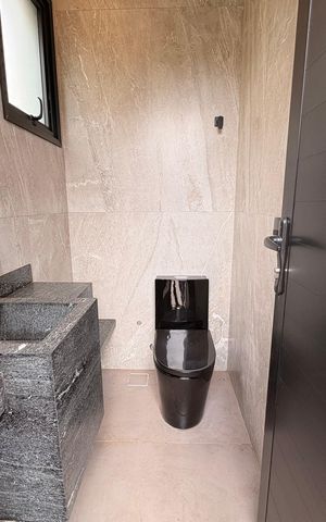 Casa de condomínio para alugar com 343m², 6 quartos e 4 vagas Casa de condomínio para alugar com 343m², 6 quartos e 4 vagasLavabo