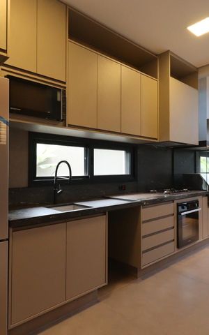 Casa de condomínio para alugar com 343m², 6 quartos e 4 vagas Casa de condomínio para alugar com 343m², 6 quartos e 4 vagasSala/Cozinha