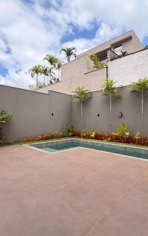 Casa de condomínio para alugar com 343m², 6 quartos e 4 vagas Casa de condomínio para alugar com 343m², 6 quartos e 4 vagasPiscina
