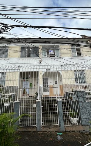 Casa para alugar com 79m², 2 quartos e sem vagaFachada + placa