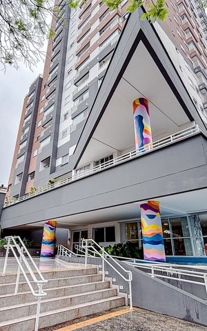 Apartamento para alugar com 44m², 2 quartos e 1 vagaFachada e portaria