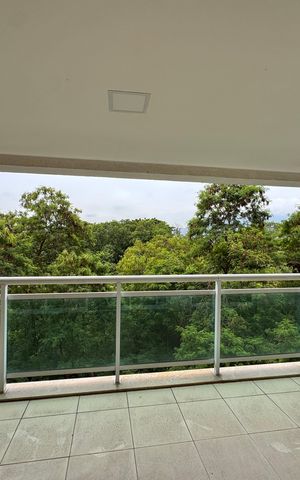 Apartamento para alugar com 158m², 3 quartos e 2 vagas Apartamento para alugar com 158m², 3 quartos e 2 vagasVaranda