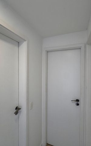 Apartamento para alugar com 158m², 3 quartos e 2 vagas Apartamento para alugar com 158m², 3 quartos e 2 vagasCorredor