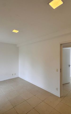 Apartamento para alugar com 158m², 3 quartos e 2 vagas Apartamento para alugar com 158m², 3 quartos e 2 vagasSuíte 3