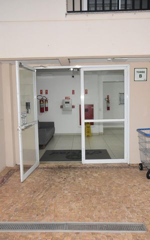 Apartamento para alugar com 77m², 2 quartos e 2 vagas Apartamento para alugar com 77m², 2 quartos e 2 vagasFachada do bloco