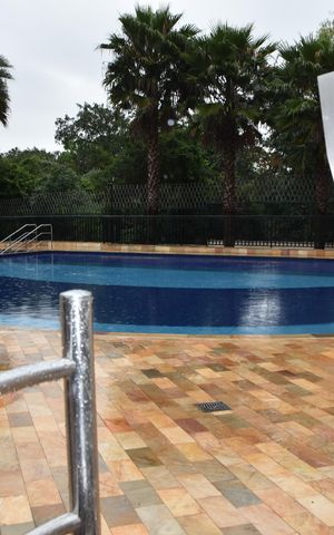 Apartamento para alugar com 77m², 2 quartos e 2 vagas Apartamento para alugar com 77m², 2 quartos e 2 vagasÁrea comum - Piscina