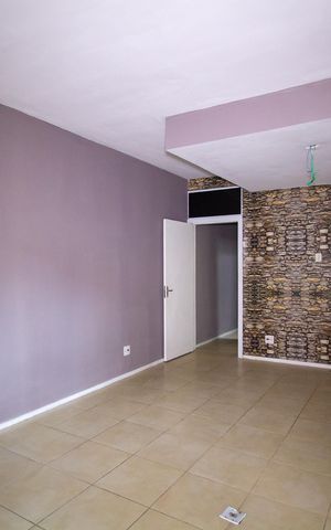 Casa para alugar com 105m², 3 quartos e 1 vaga Casa para alugar com 105m², 3 quartos e 1 vagaSala