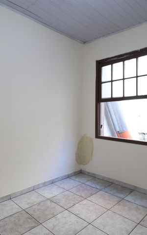 Casa para alugar com 220m², 2 quartos e sem vagaQuarto 1