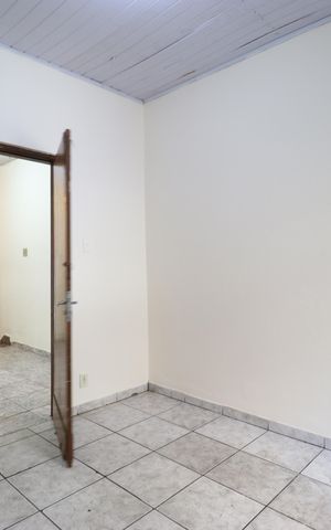 Casa para alugar com 220m², 2 quartos e sem vagaQuarto 1