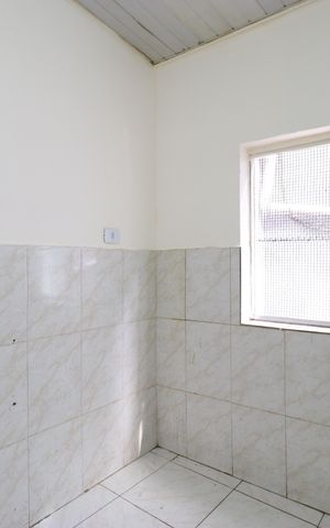 Casa para alugar com 220m², 2 quartos e sem vagaCozinha 