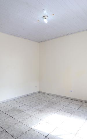 Casa para alugar com 220m², 2 quartos e sem vagaQuarto 