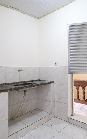 Casa para alugar com 220m², 2 quartos e sem vagaCozinha 