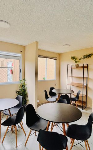 Apartamento para alugar com 32m², 2 quartos e sem vagaÁrea comum - Salão de festas