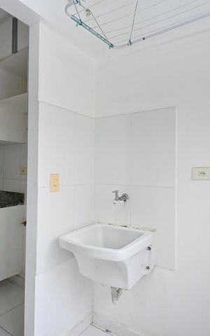 Apartamento para alugar com 76m², 2 quartos e 1 vagaÁrea de Serviço