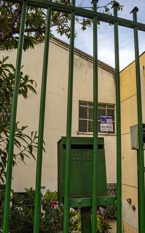 Apartamento à venda com 49m², 2 quartos e 1 vaga Apartamento à venda com 49m², 2 quartos e 1 vagaPlaca