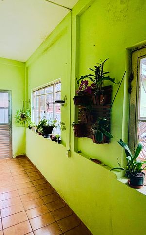Casa para alugar com 250m², 2 quartos e 2 vagas Casa para alugar com 250m², 2 quartos e 2 vagasVaranda