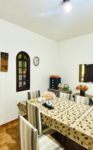 Casa para alugar com 250m², 2 quartos e 2 vagas Casa para alugar com 250m², 2 quartos e 2 vagasSala de Jantar