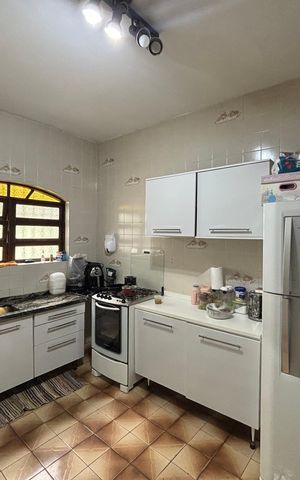 Casa para alugar com 250m², 2 quartos e 2 vagas Casa para alugar com 250m², 2 quartos e 2 vagasCozinha