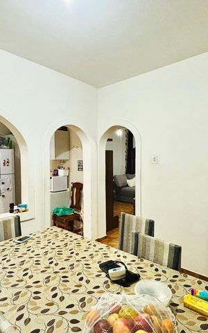 Casa para alugar com 250m², 2 quartos e 2 vagas Casa para alugar com 250m², 2 quartos e 2 vagasSala de Jantar