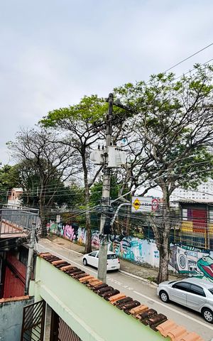 Casa para alugar com 250m², 2 quartos e 2 vagas Casa para alugar com 250m², 2 quartos e 2 vagasVaranda