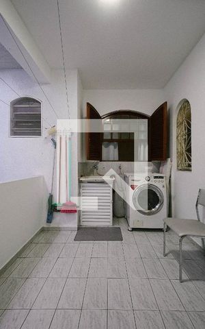 Casa à venda com 200m², 4 quartos e 1 vaga