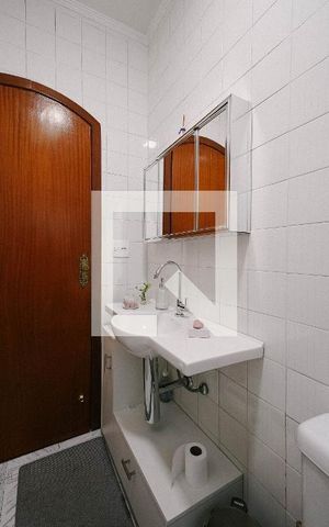Casa à venda com 200m², 4 quartos e 1 vaga