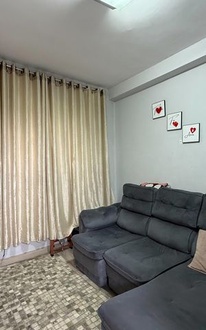 Casa à venda com 51m², 2 quartos e sem vaga Casa à venda com 51m², 2 quartos e sem vagaSala