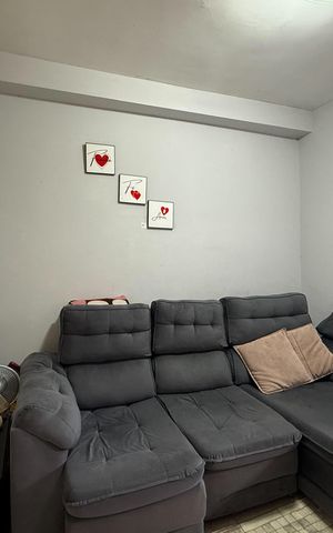 Casa à venda com 51m², 2 quartos e sem vaga Casa à venda com 51m², 2 quartos e sem vagaSala